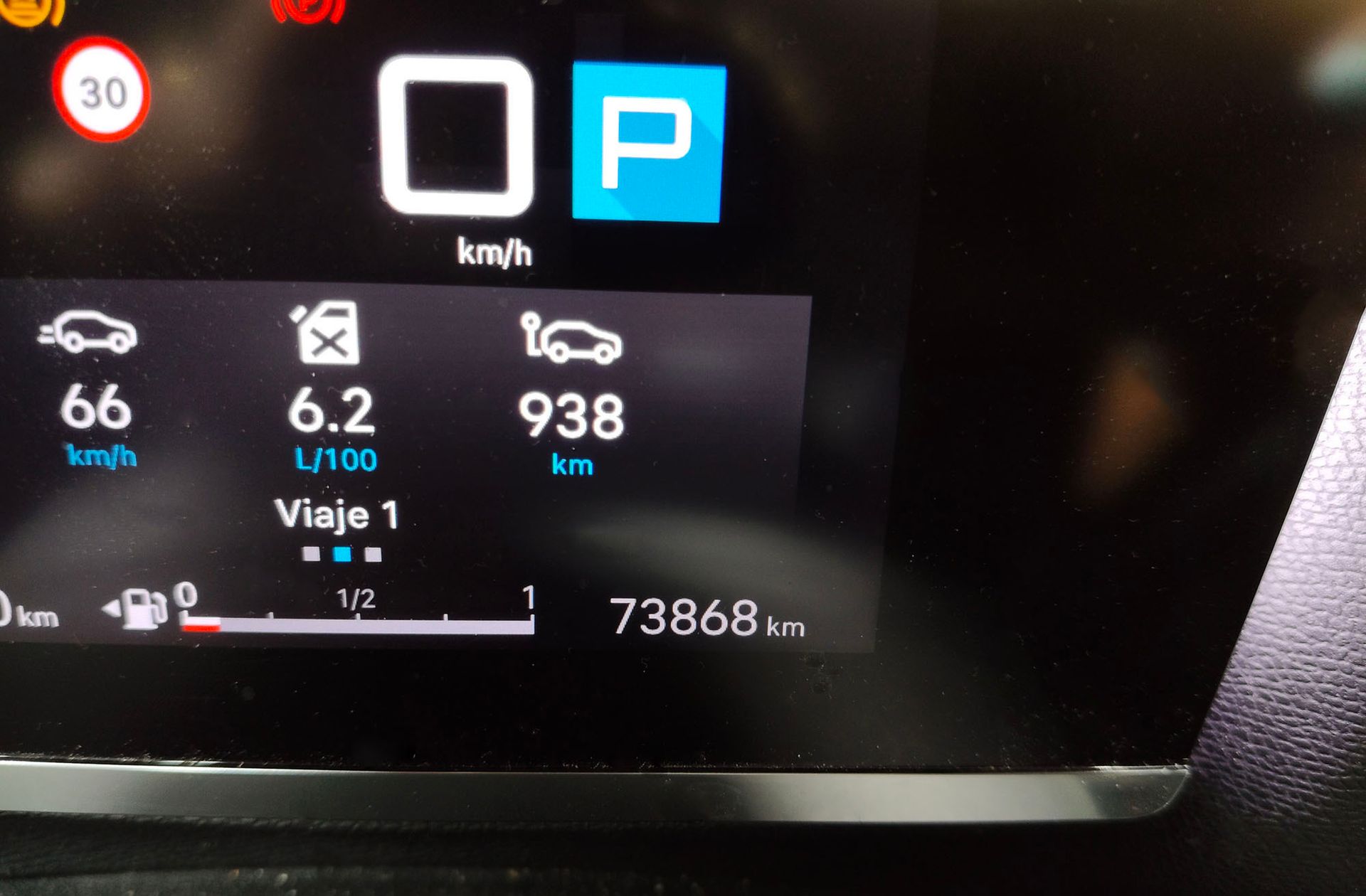 Citroën C4 X Hybrid 136 e-DCS6 Plus - foto 10