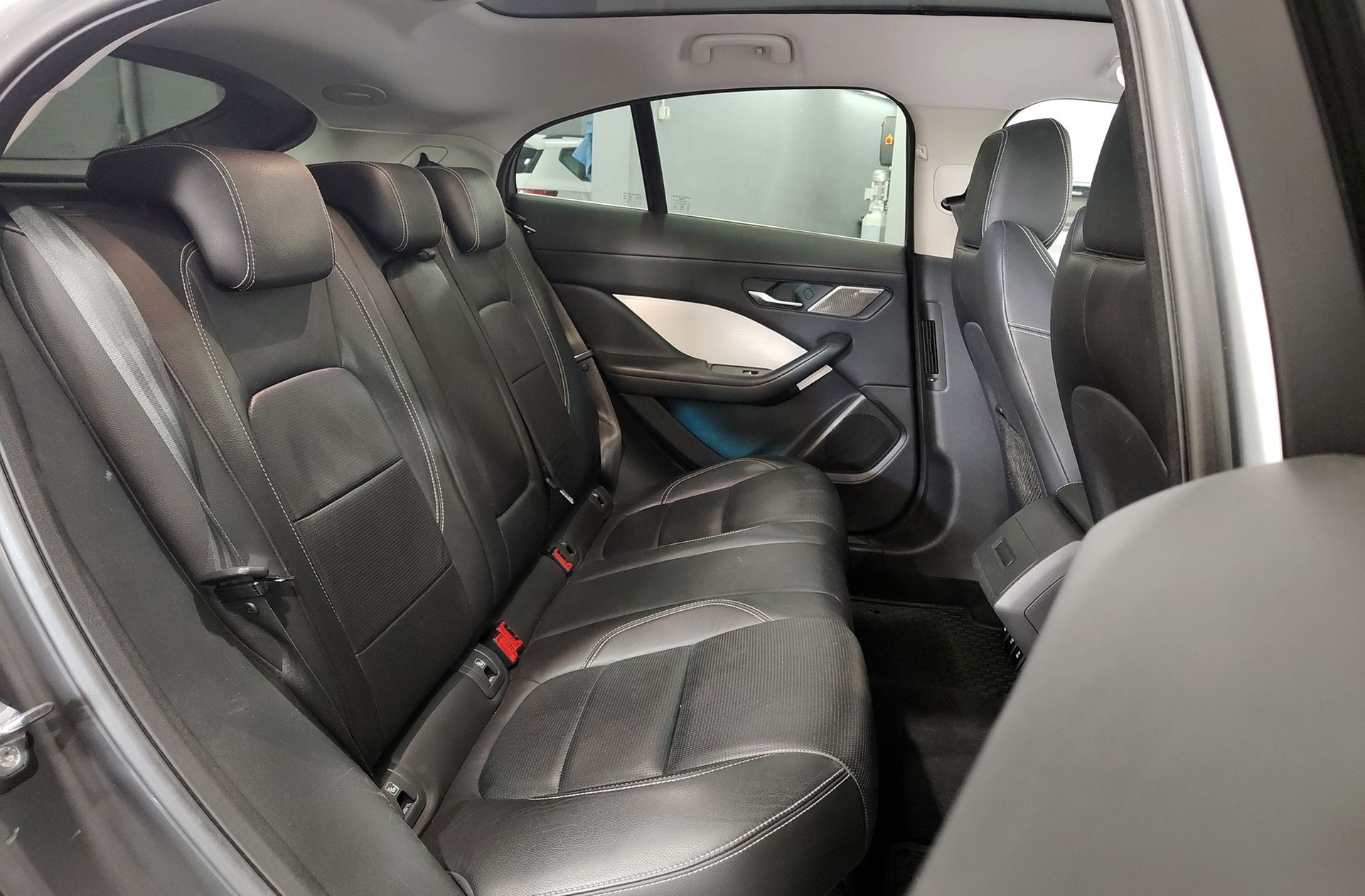 Jaguar I-Pace EV400 SE 4WD - foto 20