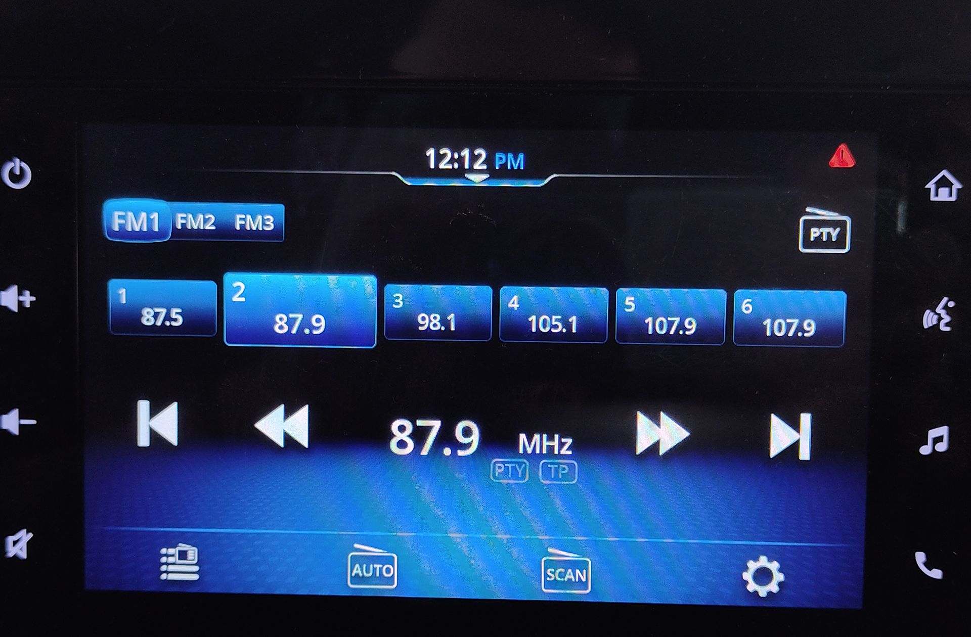 Suzuki S-Cross 1.4T Mild Hybrid S2 4WD - foto 33