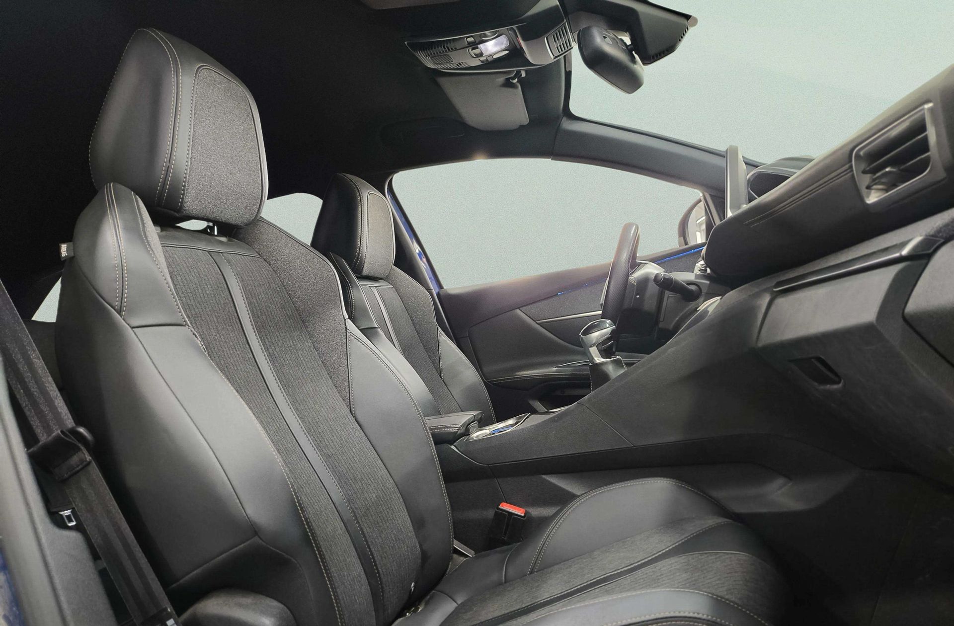 Peugeot 3008 PureTech 130 GT Line - foto 21
