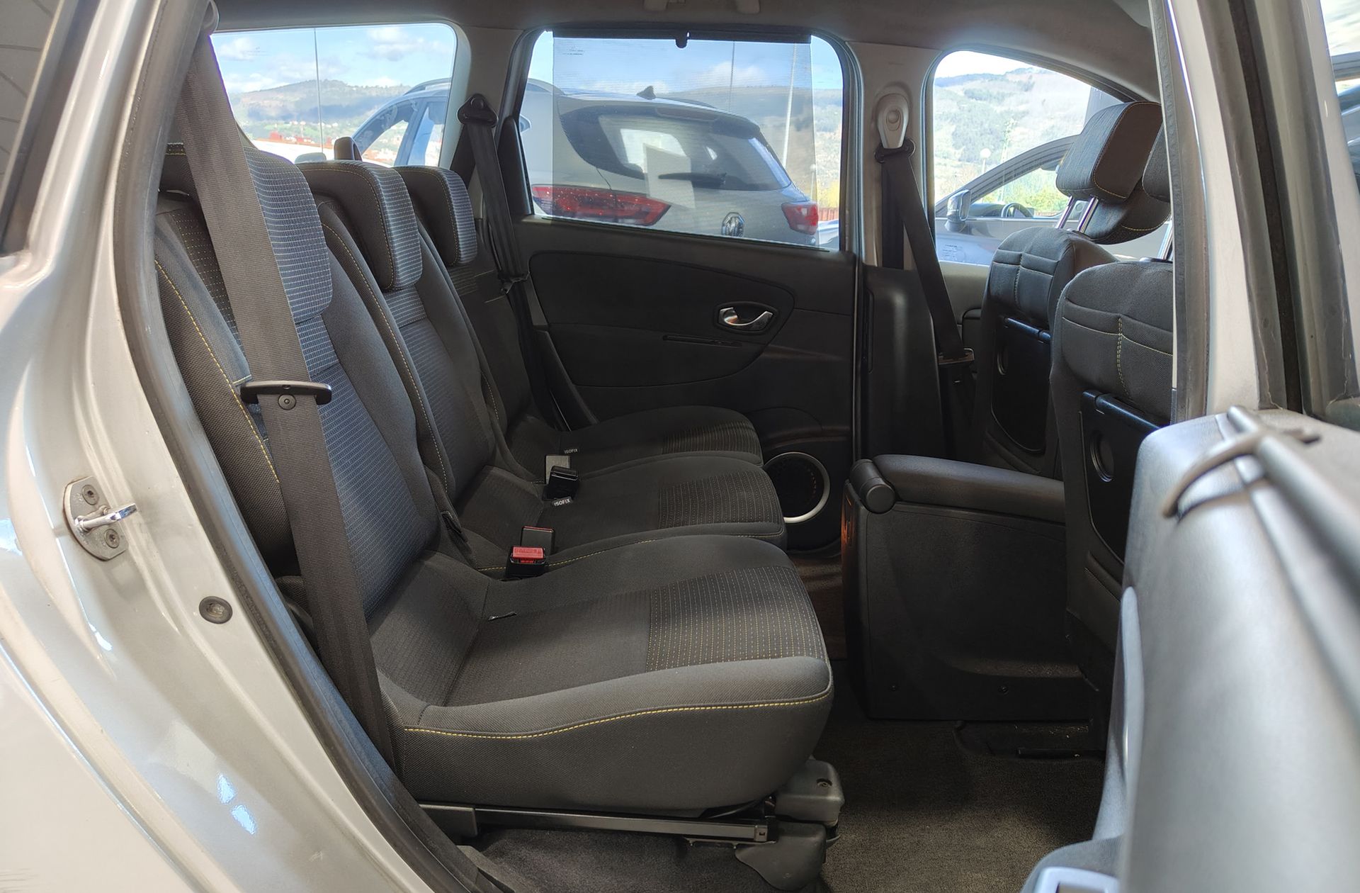 Renault Grand Scénic Dynamique dCi - foto 13