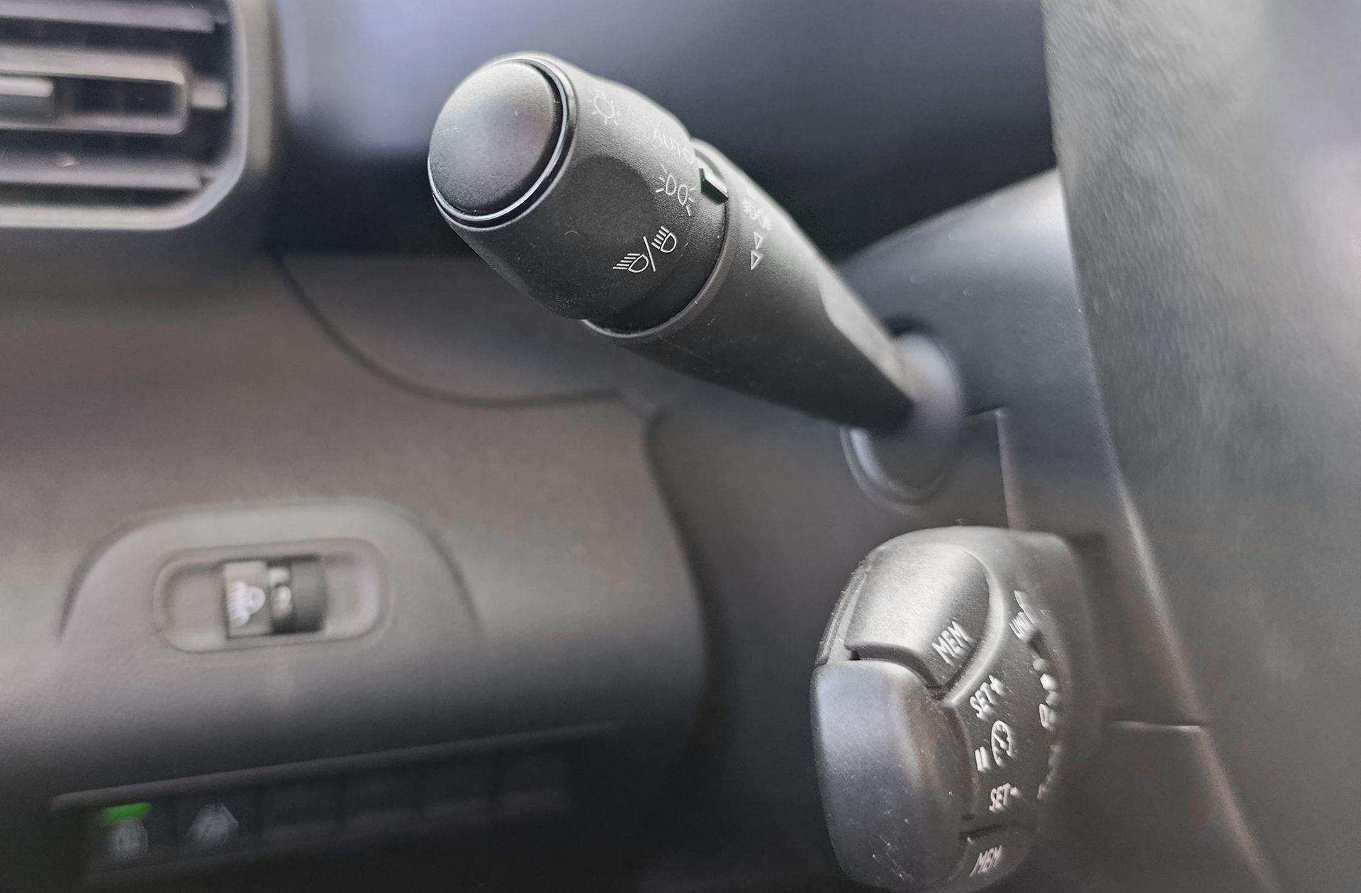 Peugeot Rifter BlueHDi 130 Allure Standard - foto 28