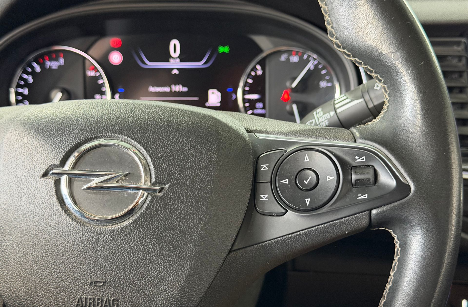 Opel Insignia 2.0T SHT Business Elegance AT9 - foto 30