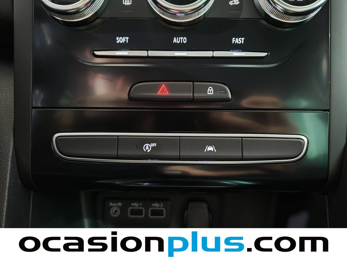 Foto Renault Mégane Renault Megane Zen Fast Track TCe (140 CV)