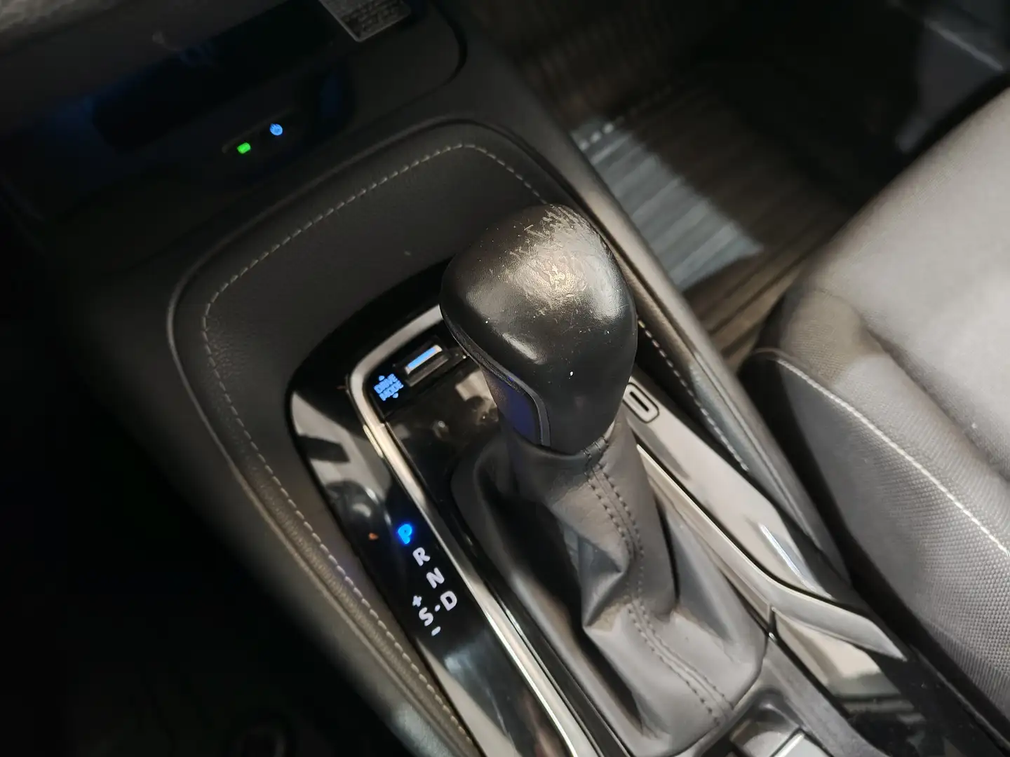 Foto Toyota Corolla Toyota Corolla 180H Active Tech E-CVT (180 CV)