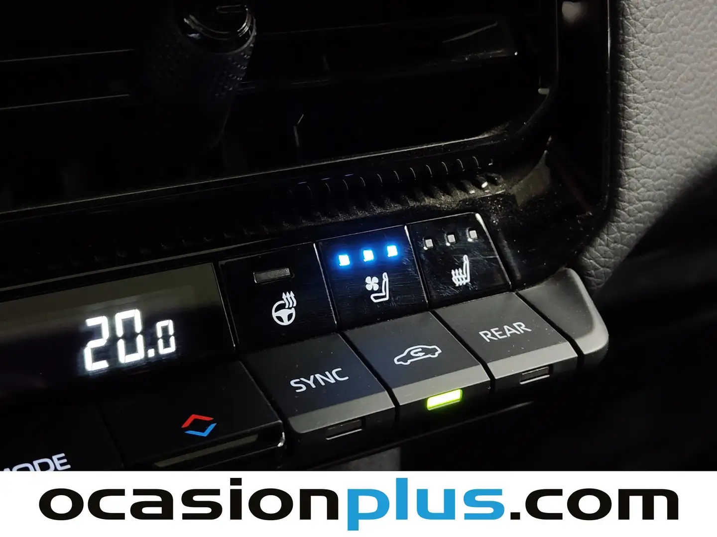 Foto Toyota Land Cruiser Toyota Land Cruiser 2.8 D-4D VXL Auto (204 CV)