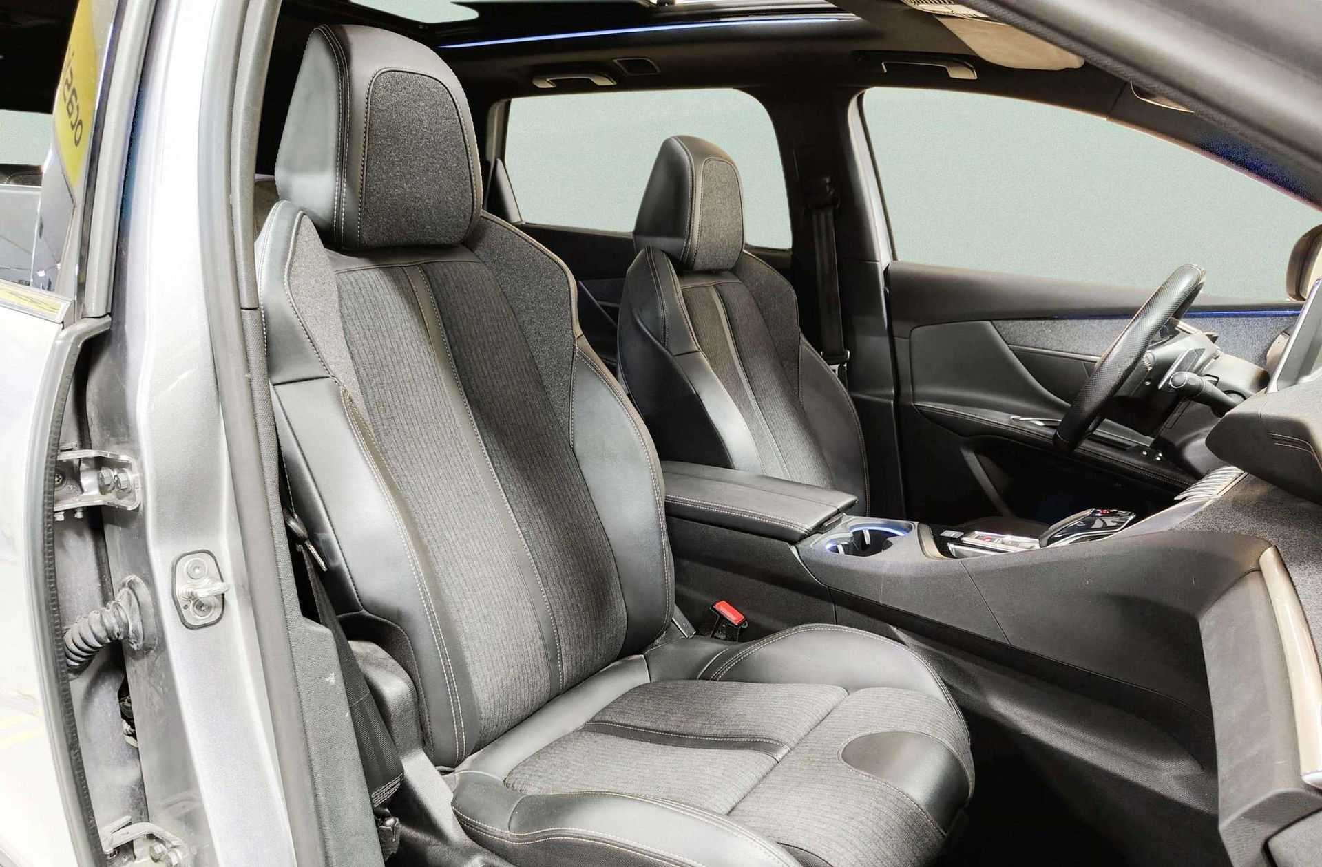Peugeot 5008 PureTech 180 GT Line EAT8 7 plazas - foto 28