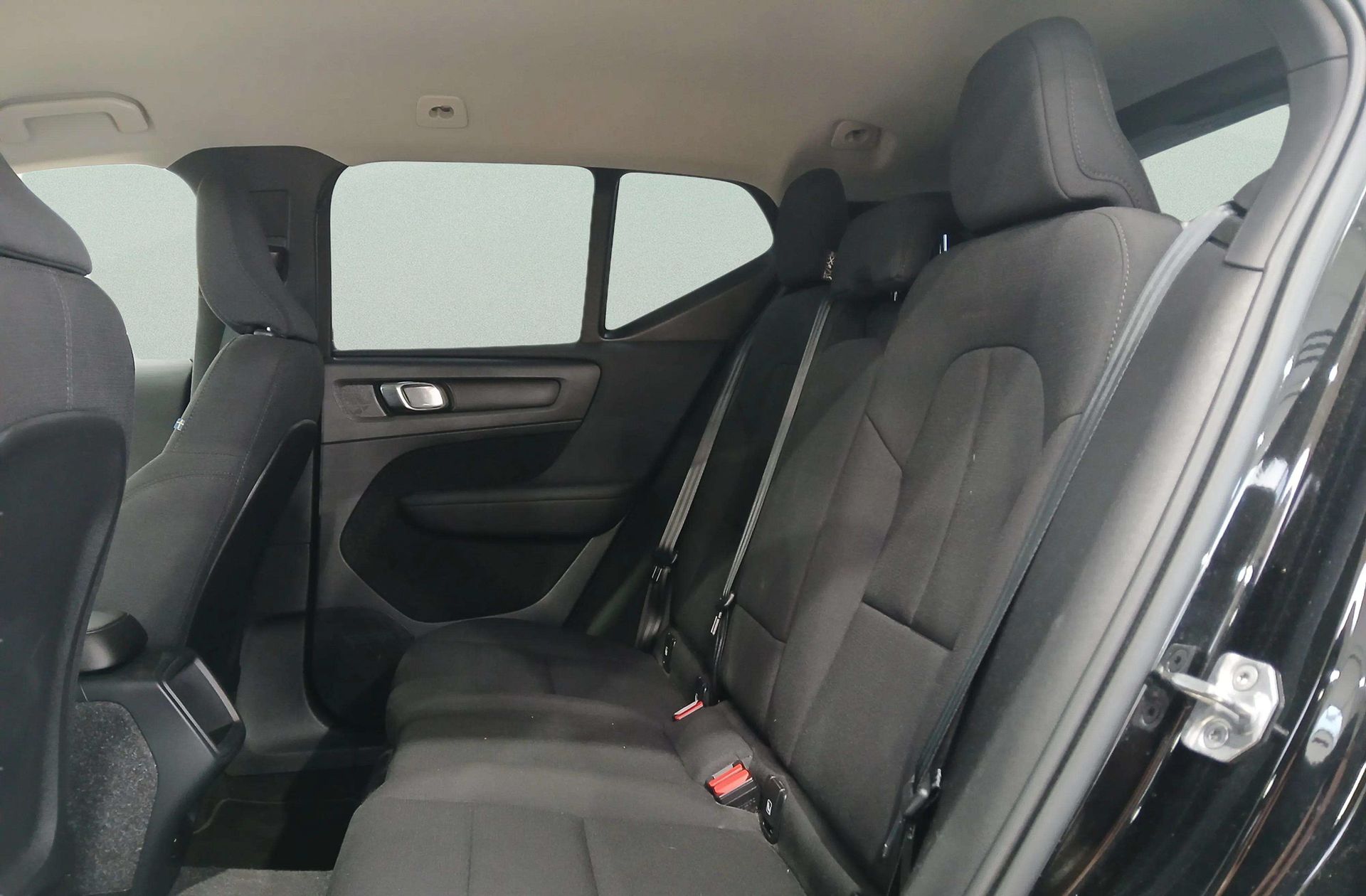 Volvo XC40 T2 Momentum Core - foto 11