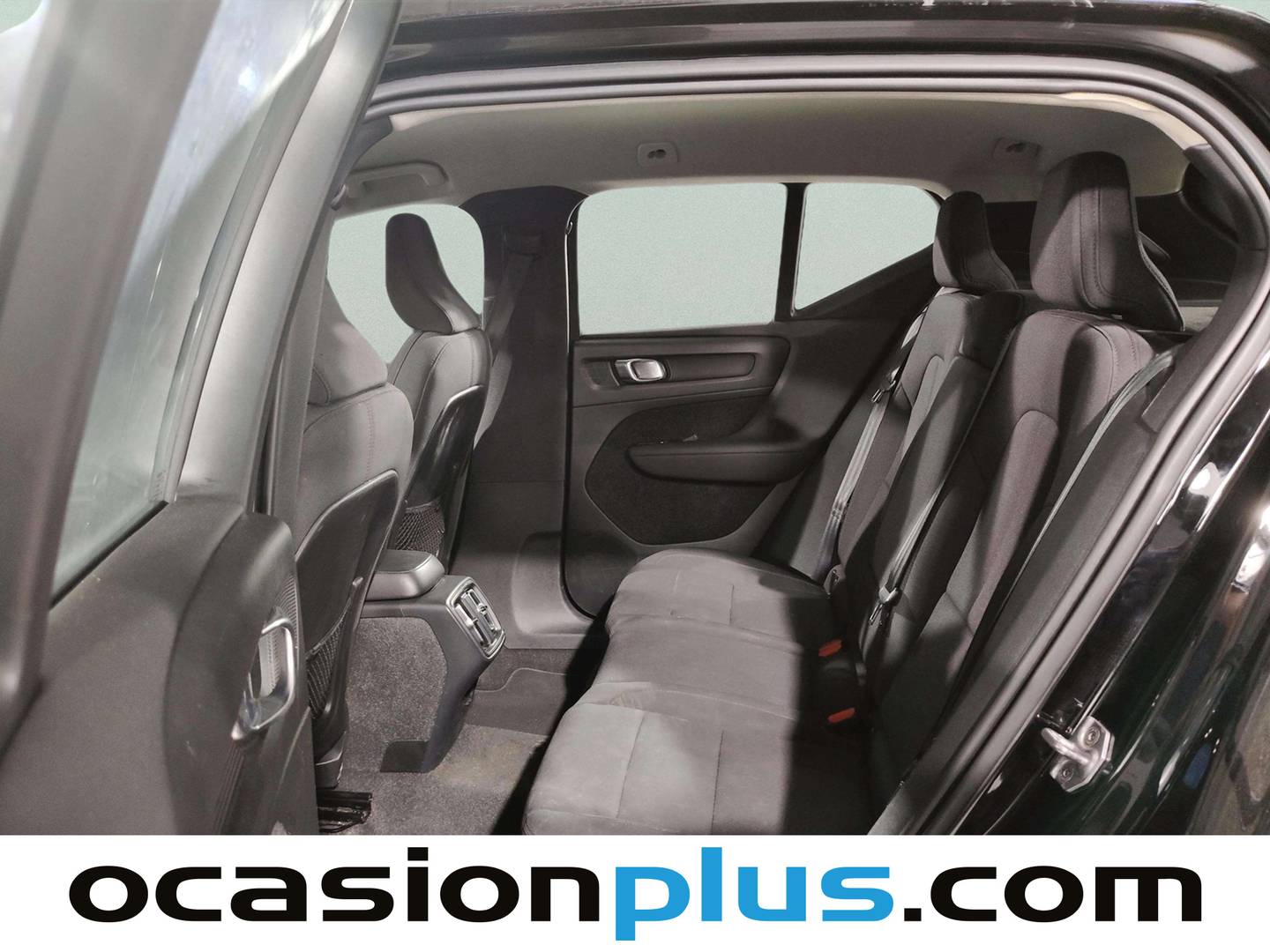 Foto asientos traseros Volvo XC40 Volvo XC40 T3 Momentum Pro Auto (163 CV)