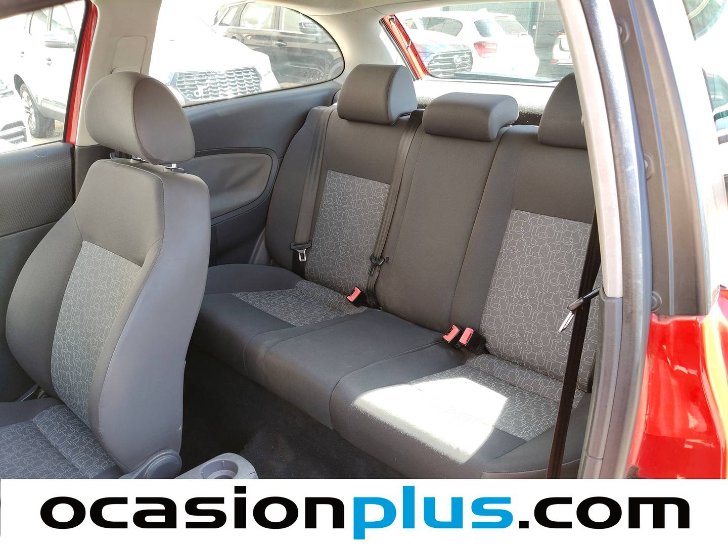 Foto asientos traseros Seat Ibiza Seat Ibiza 1.4 16v Hit (85 CV)