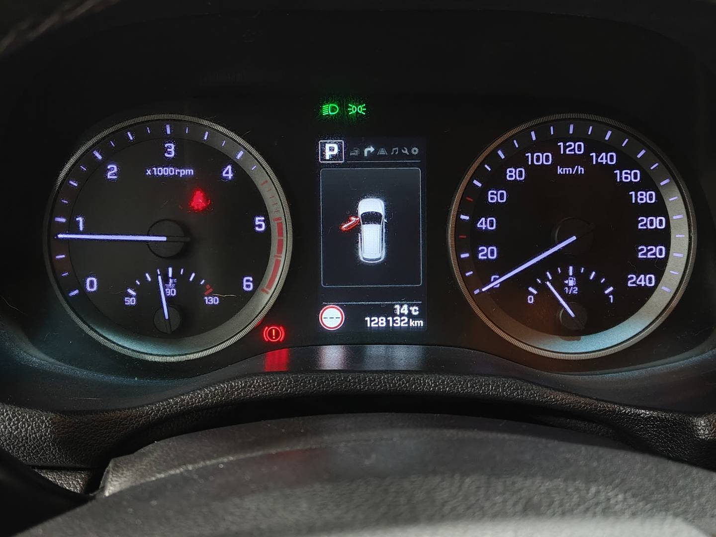 Foto Hyundai Tucson Hyundai Tucson 1.7 CRDI BlueDrive Kosmo 4x2 DCT (141 CV)