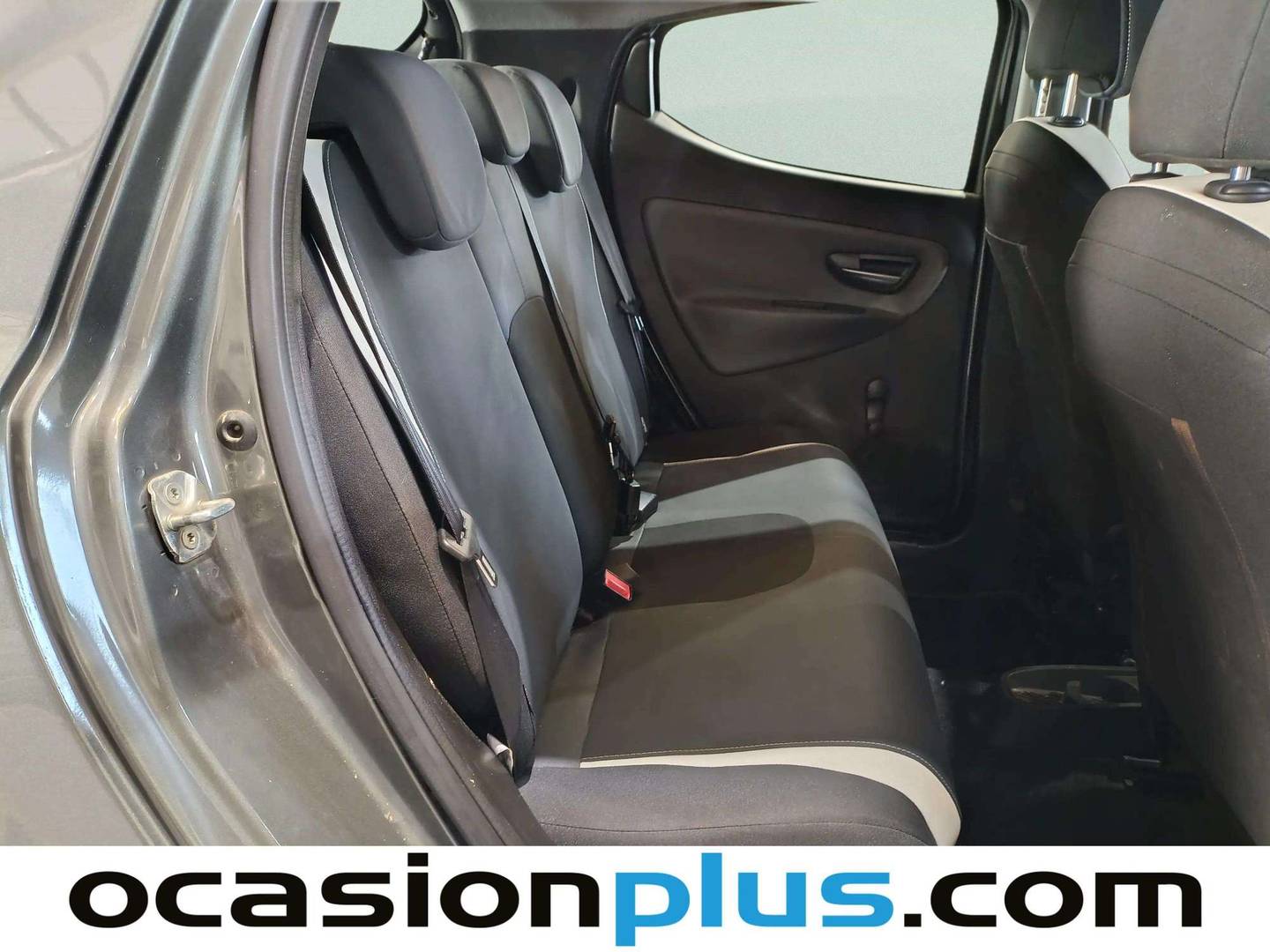 Foto asientos traseros Lancia Ypsilon Lancia Ypsilon 1.2 Elefantino Evo II (69 CV)