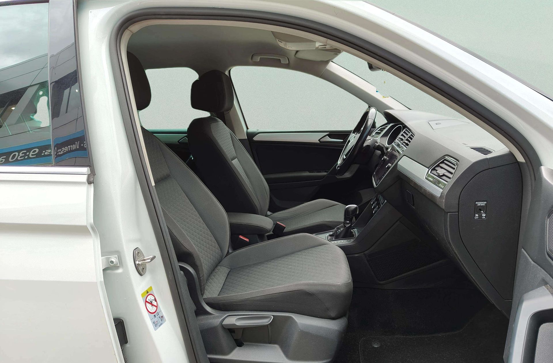 Volkswagen Tiguan Advance 2.0 TDI DSG Pack R-line - foto 20