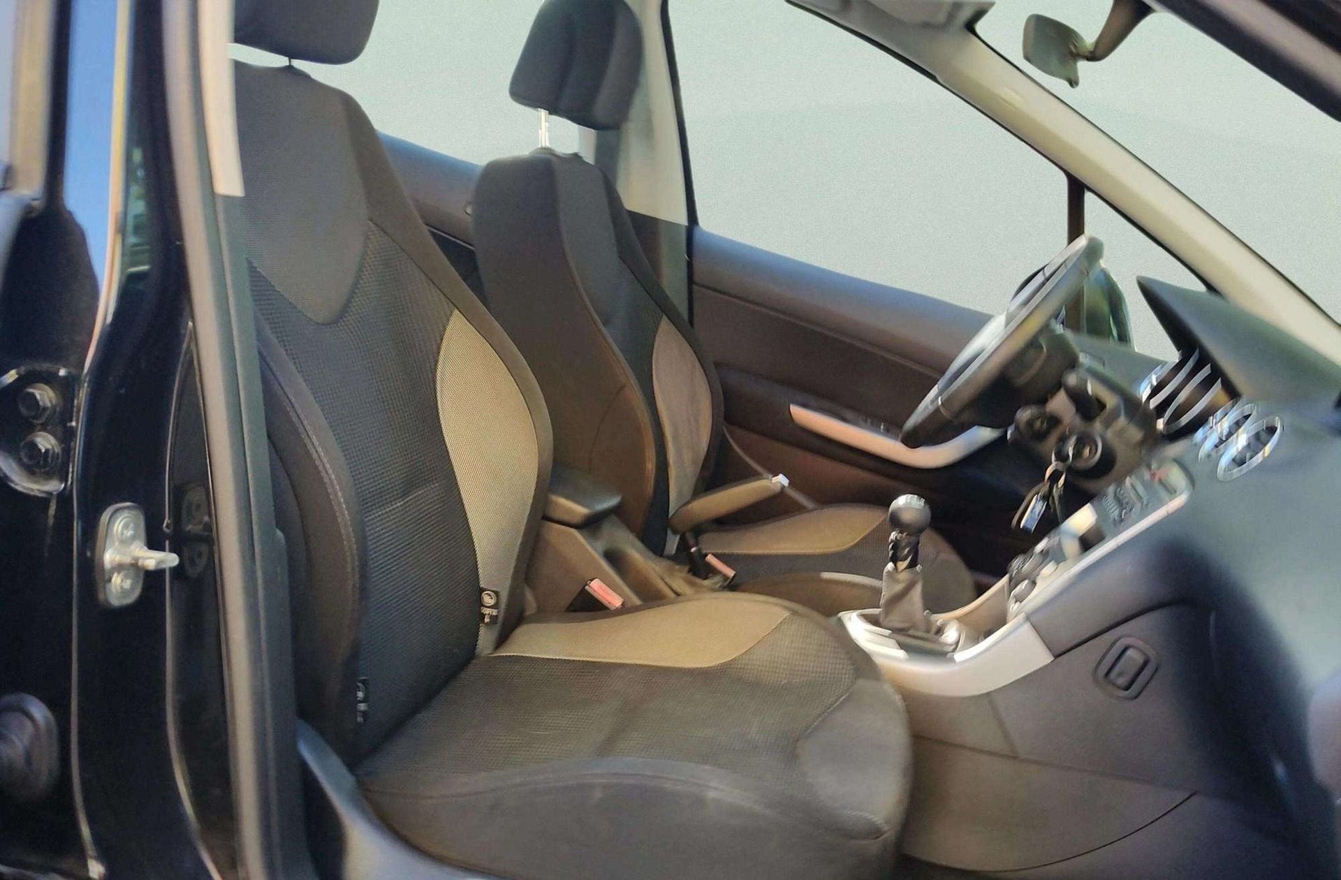 Peugeot 308 1.6 HDi Sport - foto 14