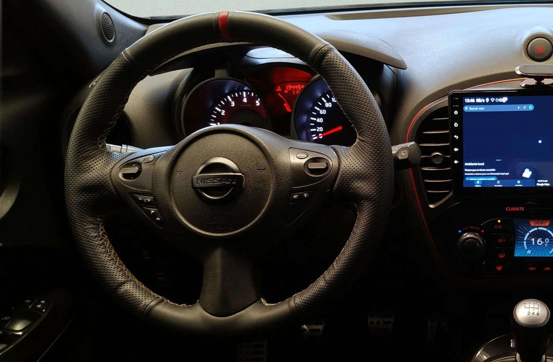 Nissan Juke 1.6 DIG-T Nismo 4x2 - foto 33