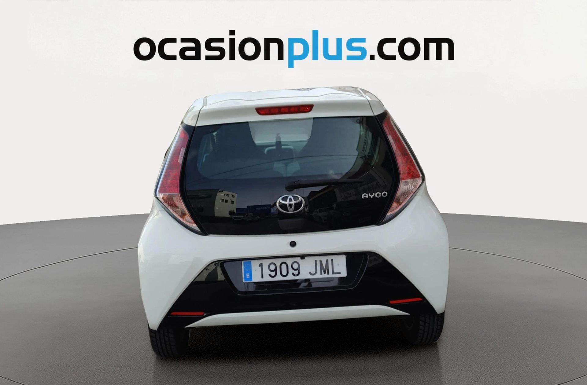 Toyota Aygo 1.0 70 x-play - foto 13