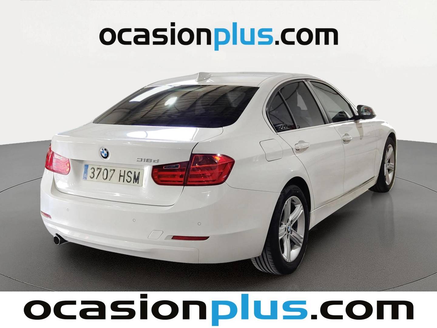 Foto trasera BMW Serie 3 BMW Serie 3 318d (143 CV) derecha