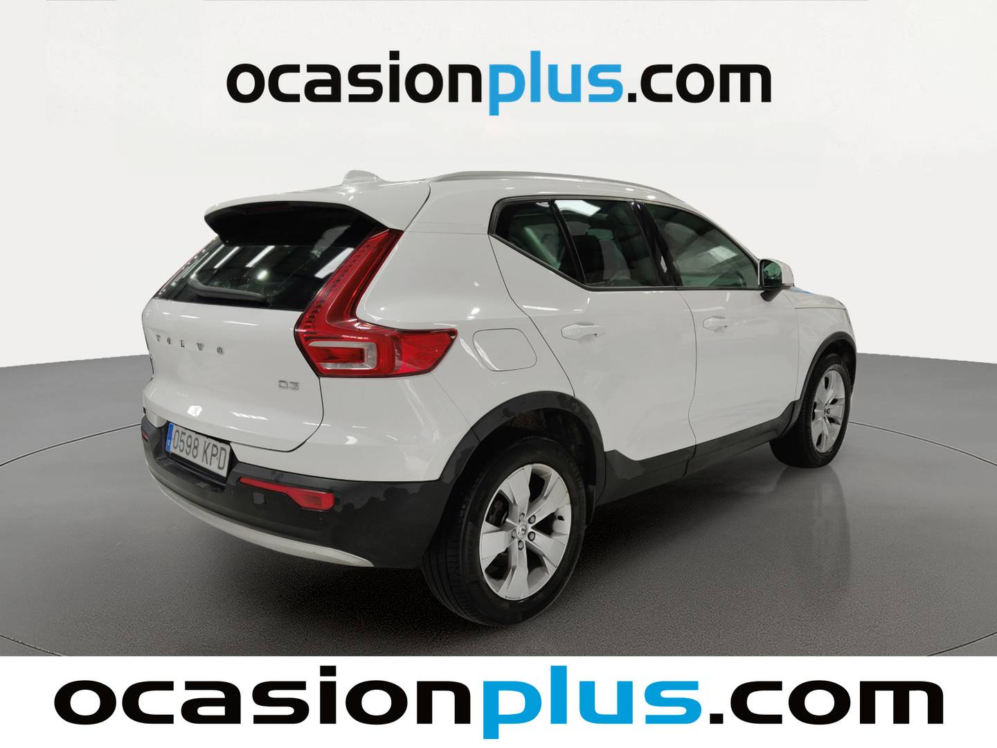 Foto trasera Volvo XC40 Volvo XC40 D3 Momentum  (150 CV) derecha