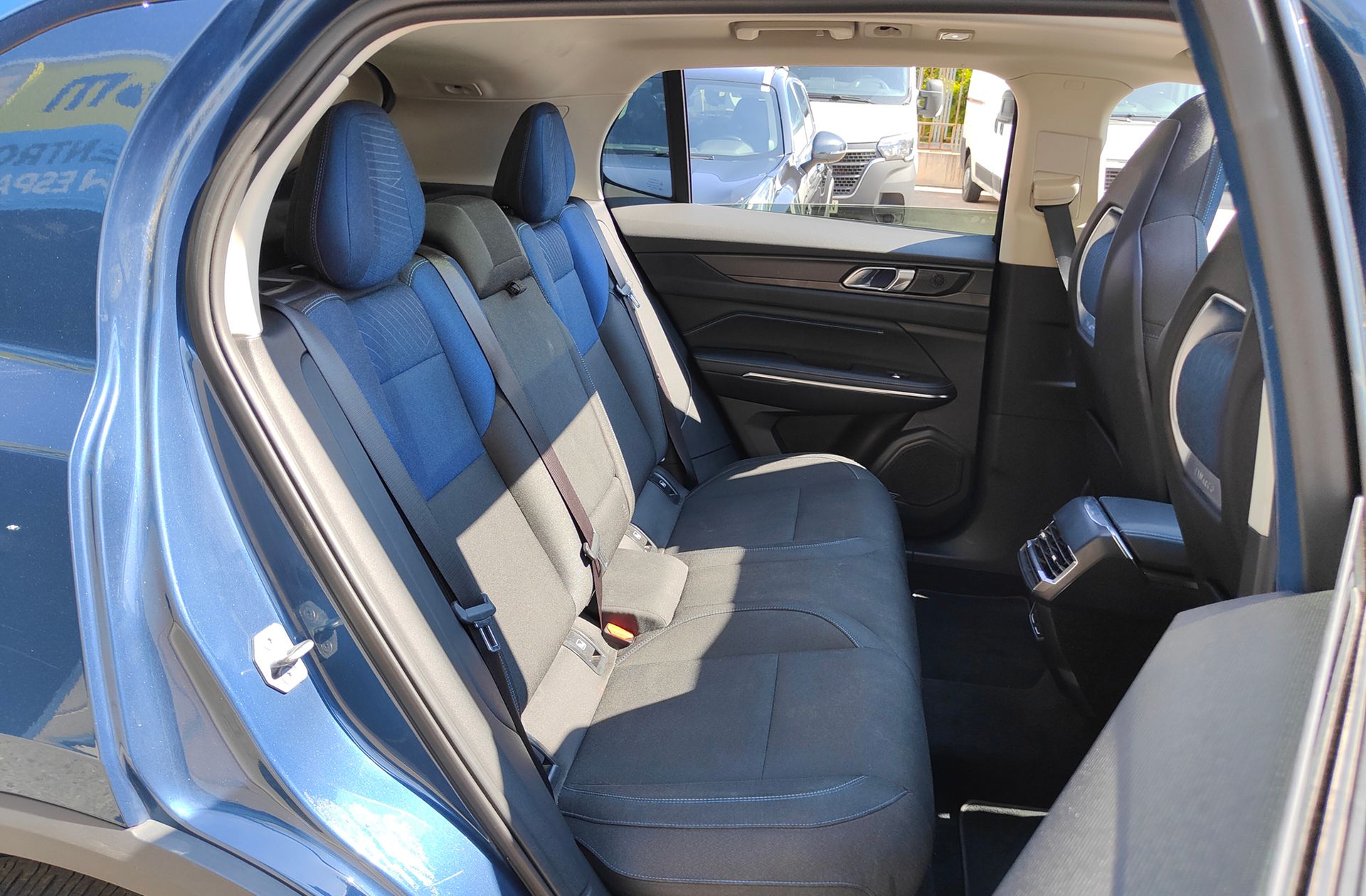 Lynk & Co 01 1.5 PHEV - foto 20