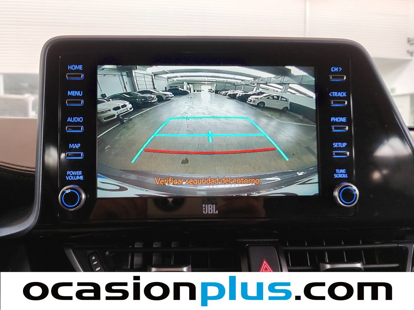 Equipamiento del Toyota C-HR Toyota C-HR 180H Advance Luxury (184 CV)