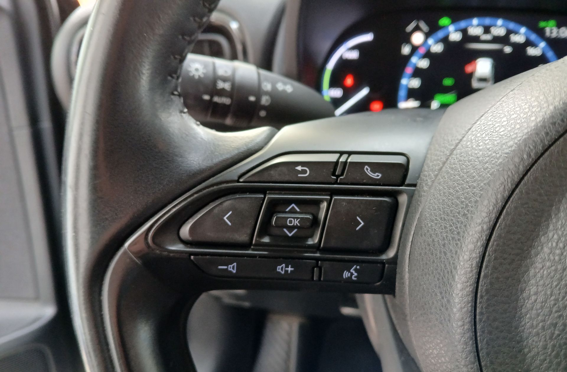 Toyota Yaris Cross 120H Active Tech - foto 24