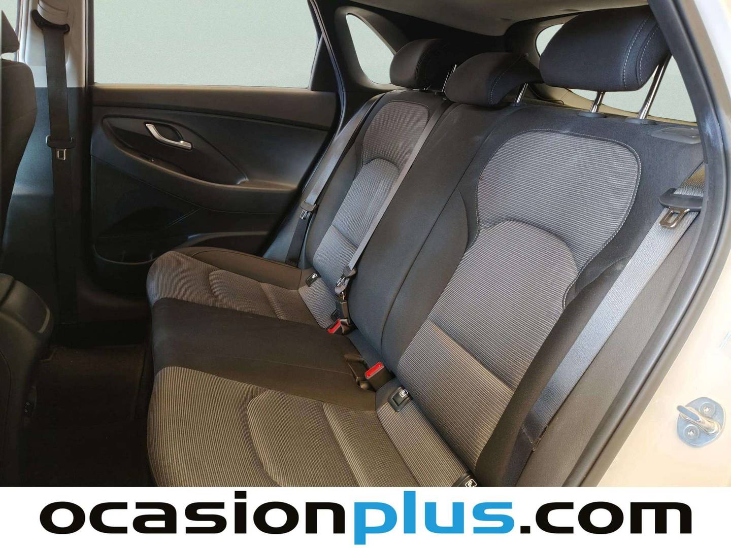 Foto asientos traseros Hyundai i30 Hyundai i30 1.5 DPI Klass (96 CV)