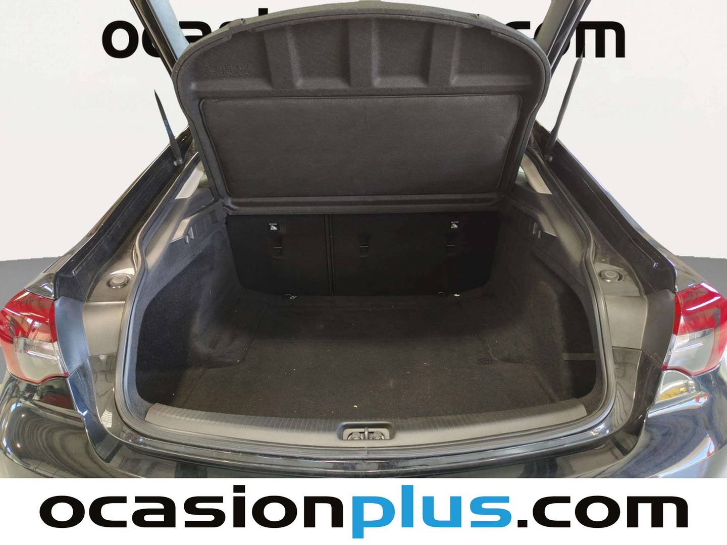 Fotos maletero Opel Insignia Opel Insignia GS Business 2.0D DVH AT8 (174 CV)