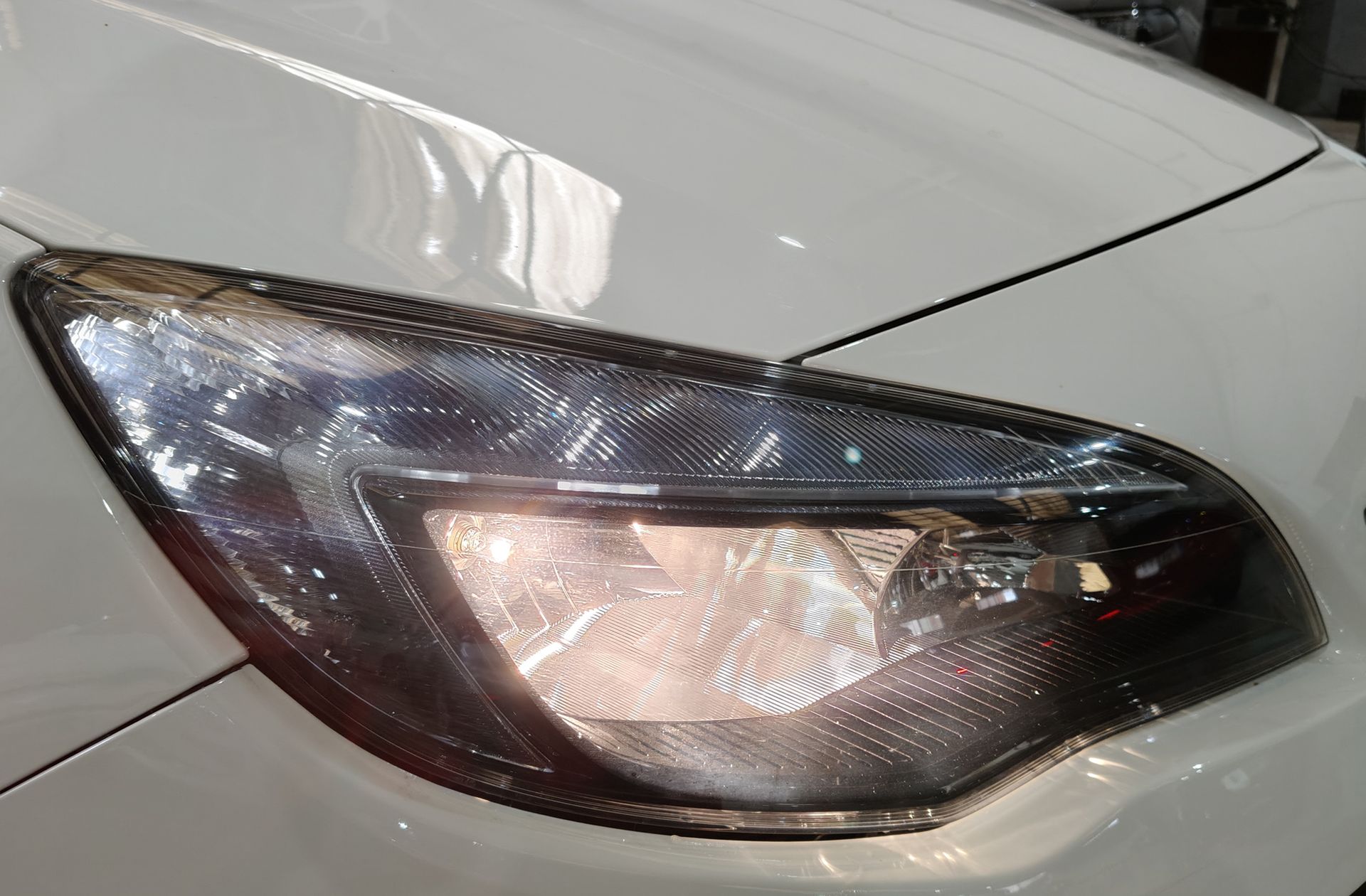 Opel Astra 1.4 Turbo GLP Elegance - foto 12