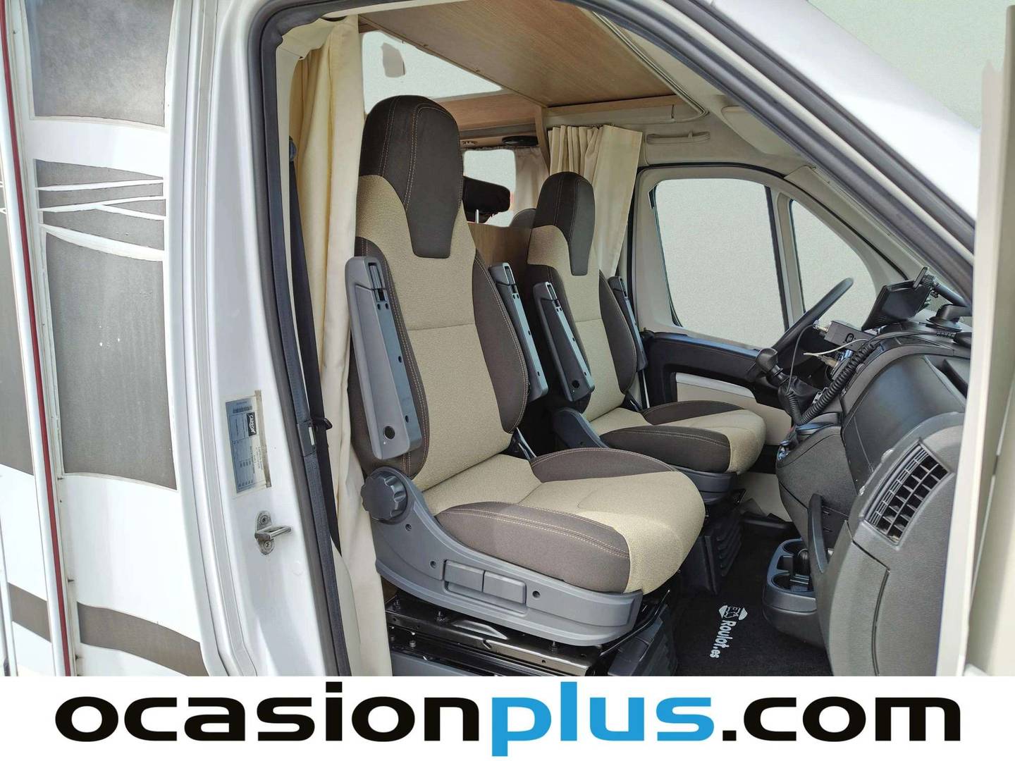 Capron A70 Capron A70 S-light (148CV) 6 Plazas 2015