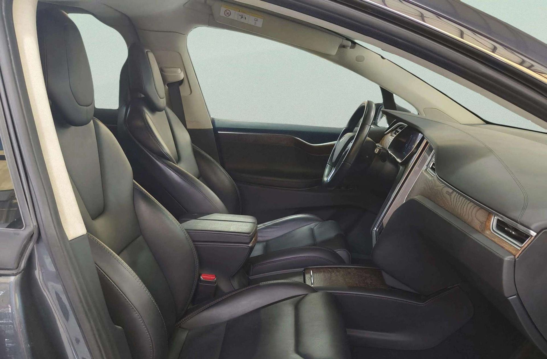 Tesla Model X 75d 4WD - foto 24