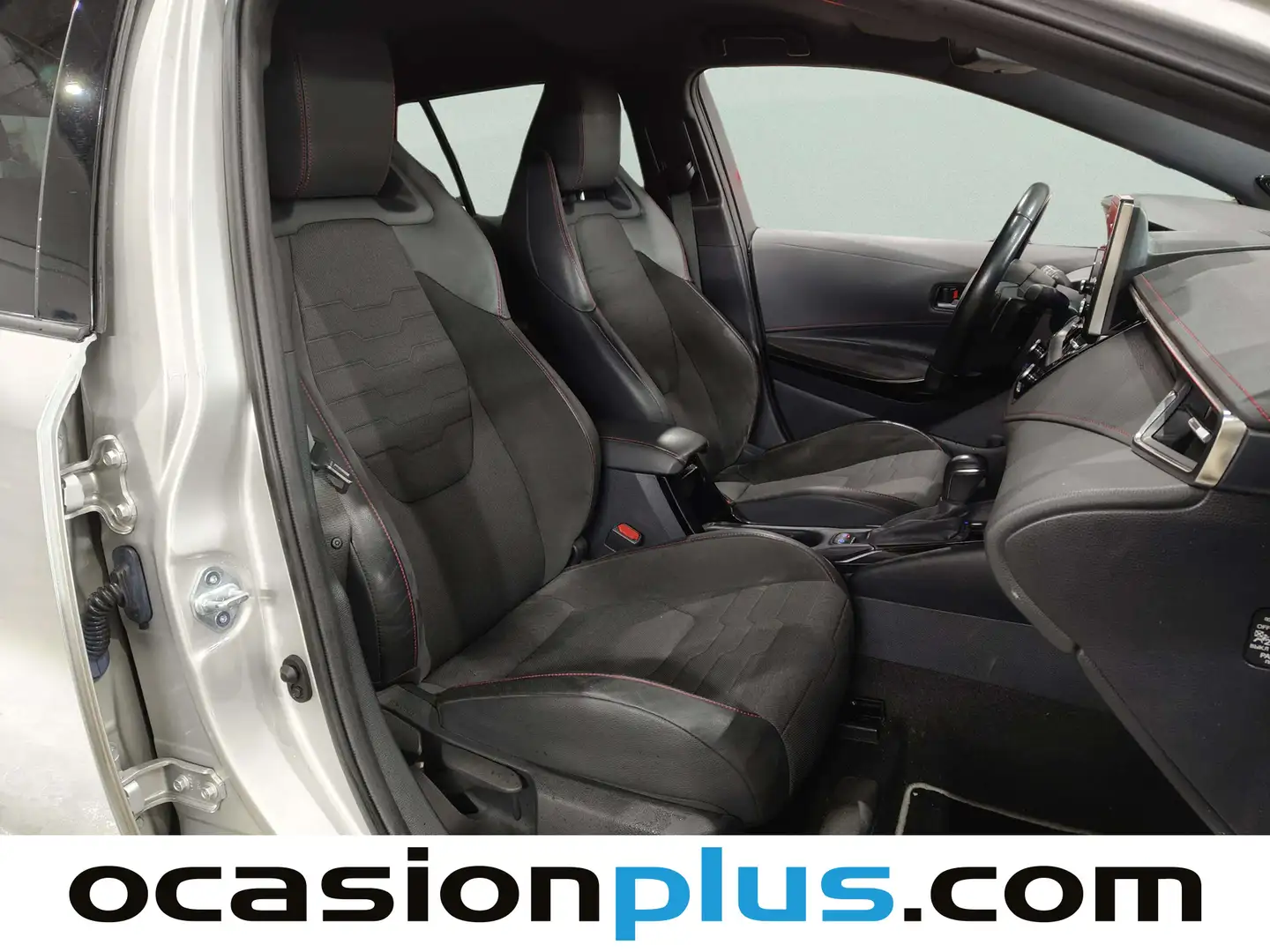 Foto Toyota Corolla Toyota Corolla Touring Sports 180H Style E-CVT (180 CV)