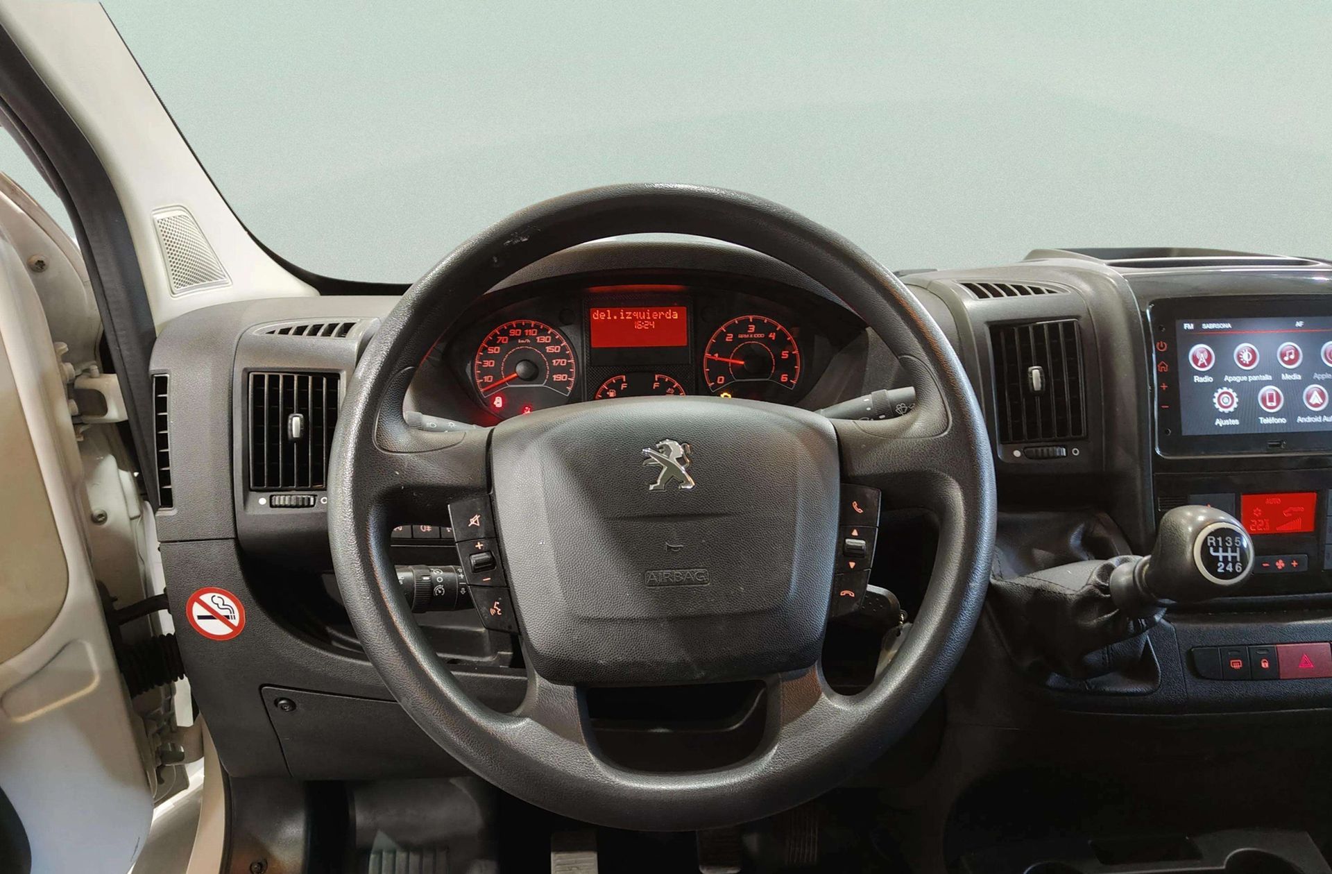 Peugeot Boxer Furgon BlueHDi 140 335 L3H2 - foto 16