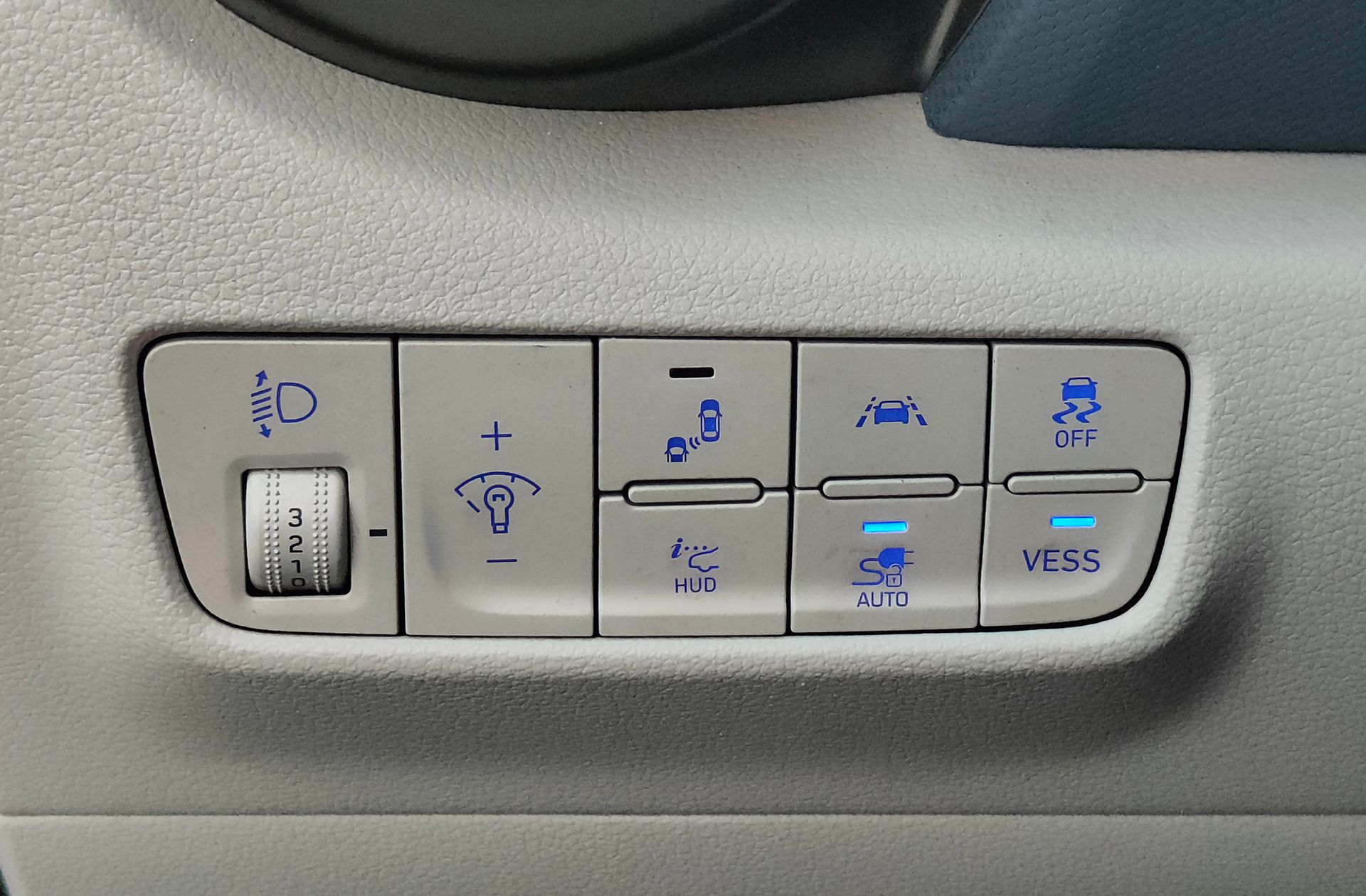 Hyundai Kona EV Tecno - foto 11