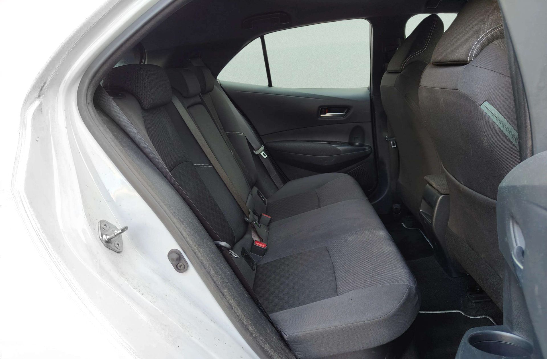 Toyota Corolla 140H Active Plus - foto 18