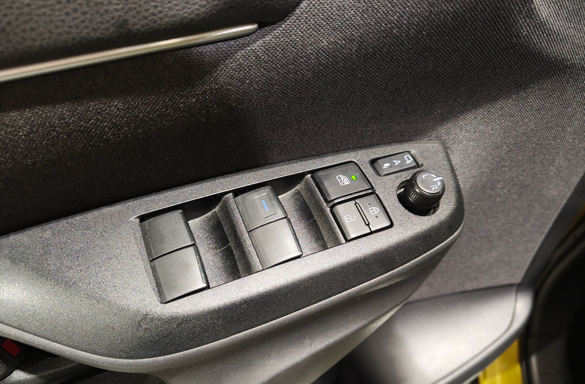 Toyota Yaris Cross 120H Active Tech - foto 34