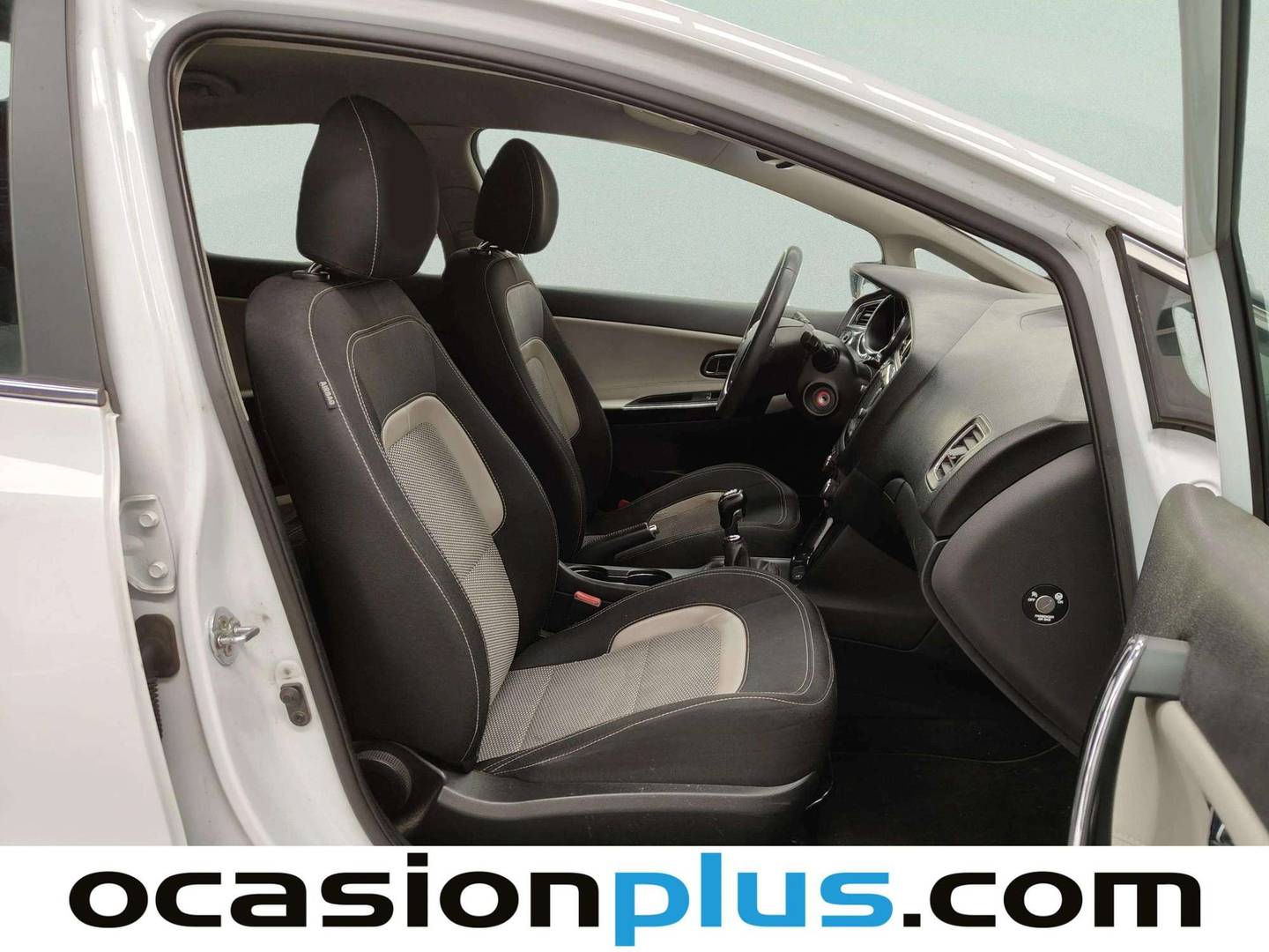 KIA Ceed KIA Ceed 1.6 CRDi VGT x-Tech17 (136 CV) km 0