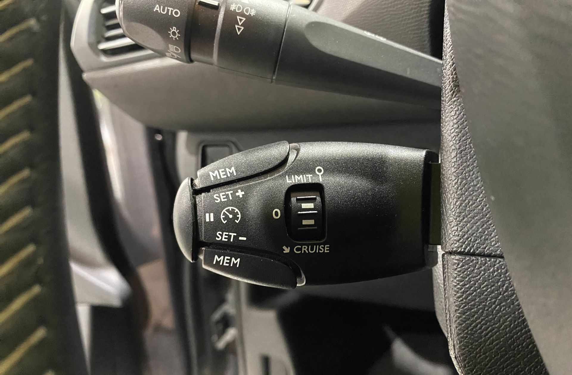 Peugeot 308 PureTech 130 Style EAT6 - foto 30