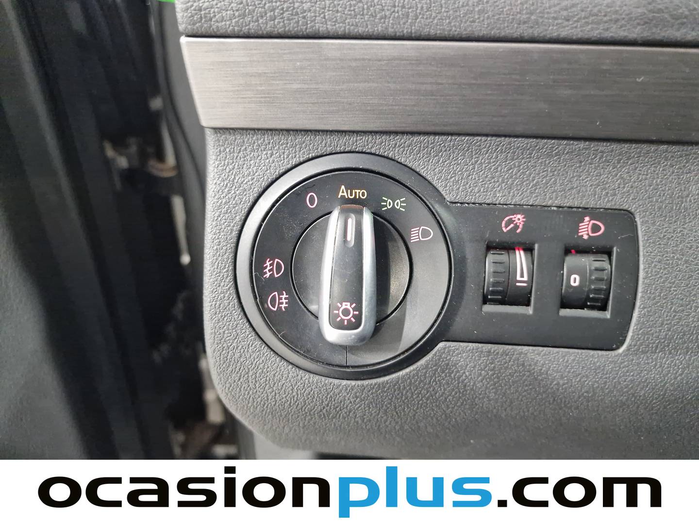Extras y acabados del Volkswagen Touran Volkswagen Touran Touran Advance 1.6 TDI (105 CV) 7 Plazas