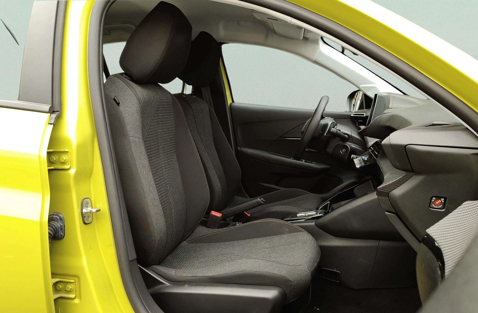 Peugeot 208 Style Hybrid 110 eDCS6 - foto 17