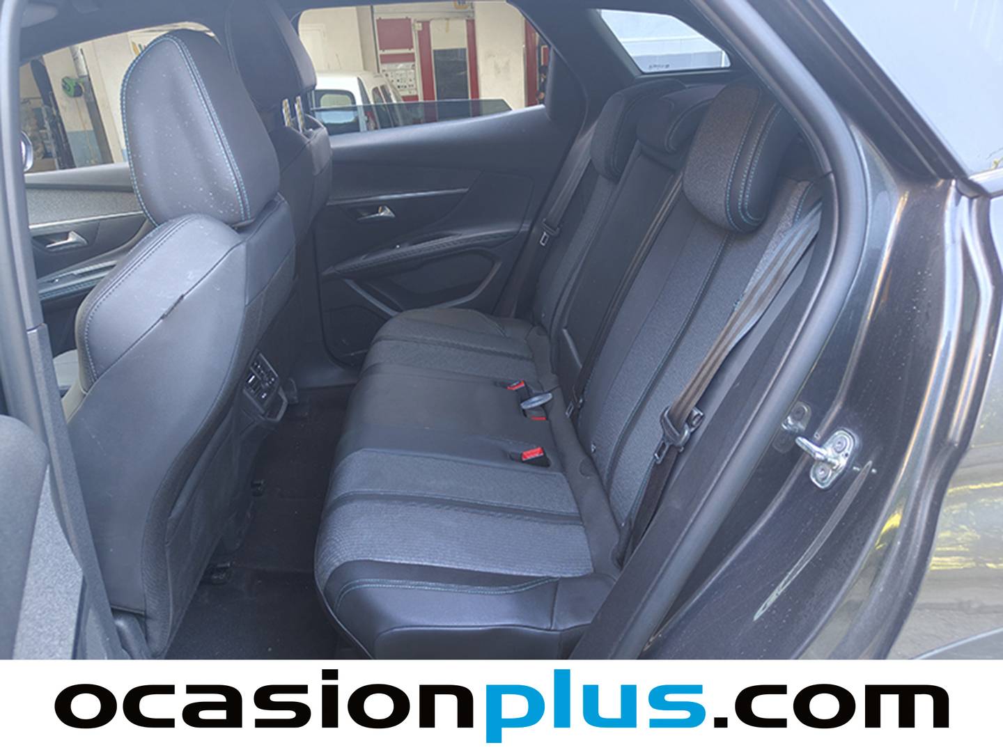 Foto Peugeot 3008 Peugeot 3008 PureTech 130 S&S Allure Pack EAT8 (130 CV)