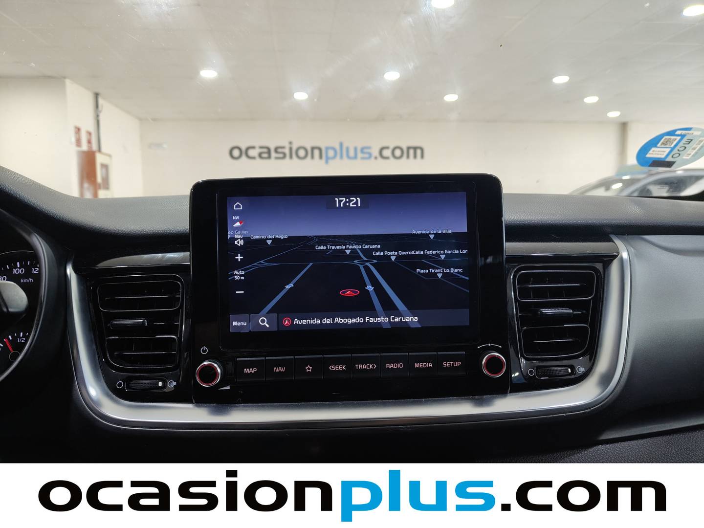 Extras y acabados del KIA Stonic KIA Stonic 1.0 T-GDi MHEV Drive DCT (120 CV)