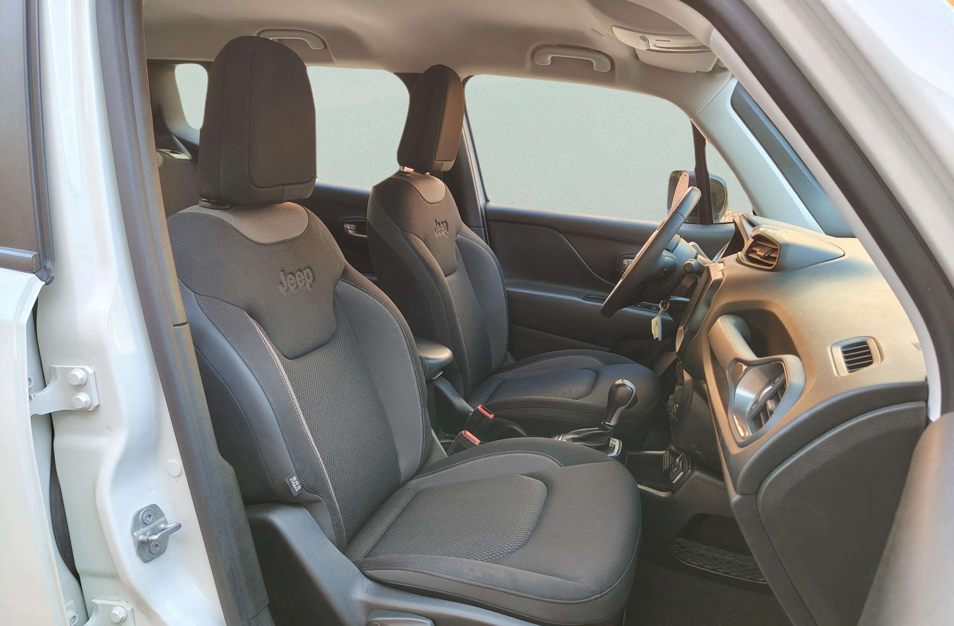 Jeep Renegade eHybrid 1.5 Limited ATX - foto 15