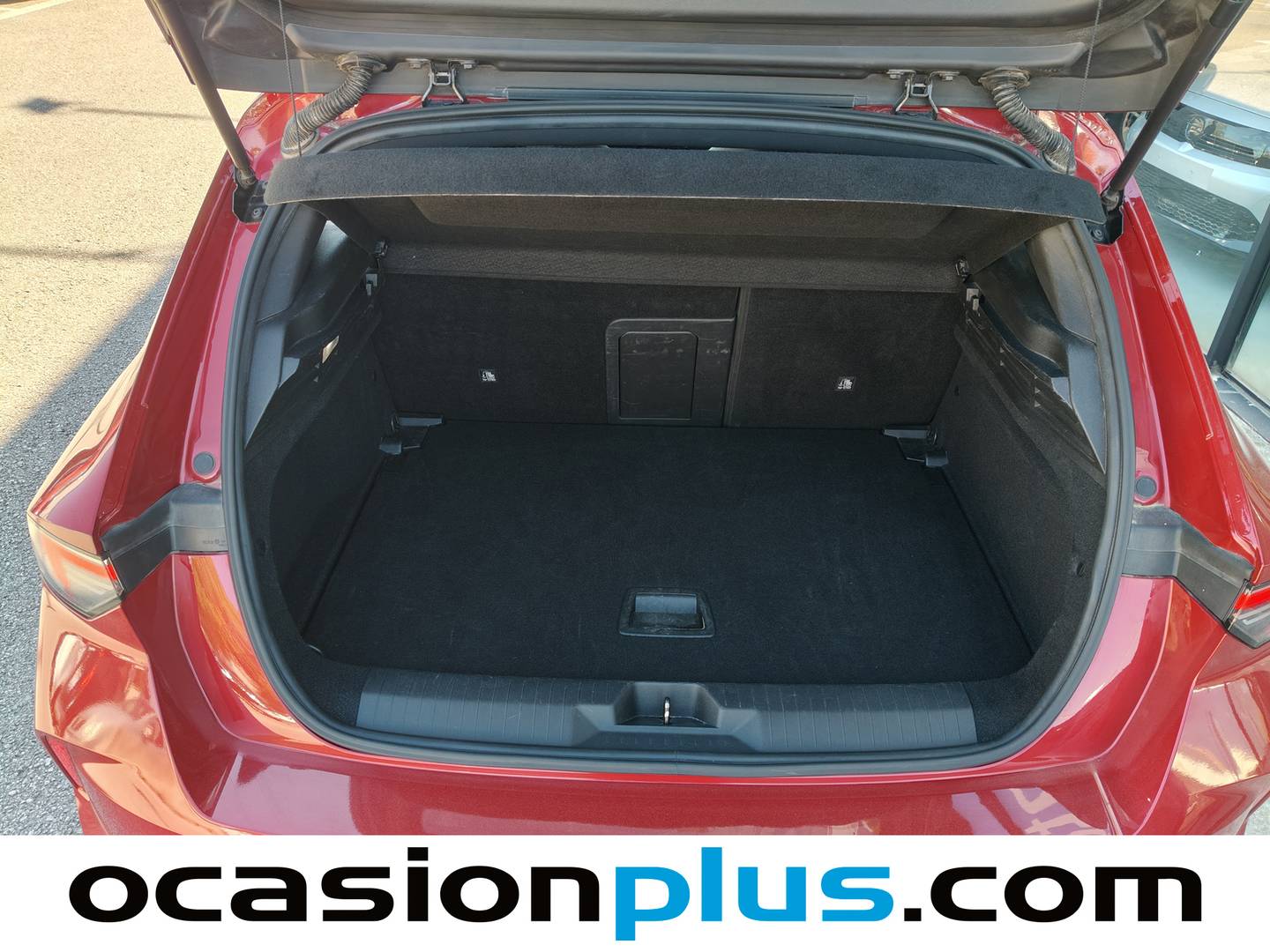 Foto asientos delanteros Opel Astra Opel Astra 1.2 Turbo XHT GS (130 CV)