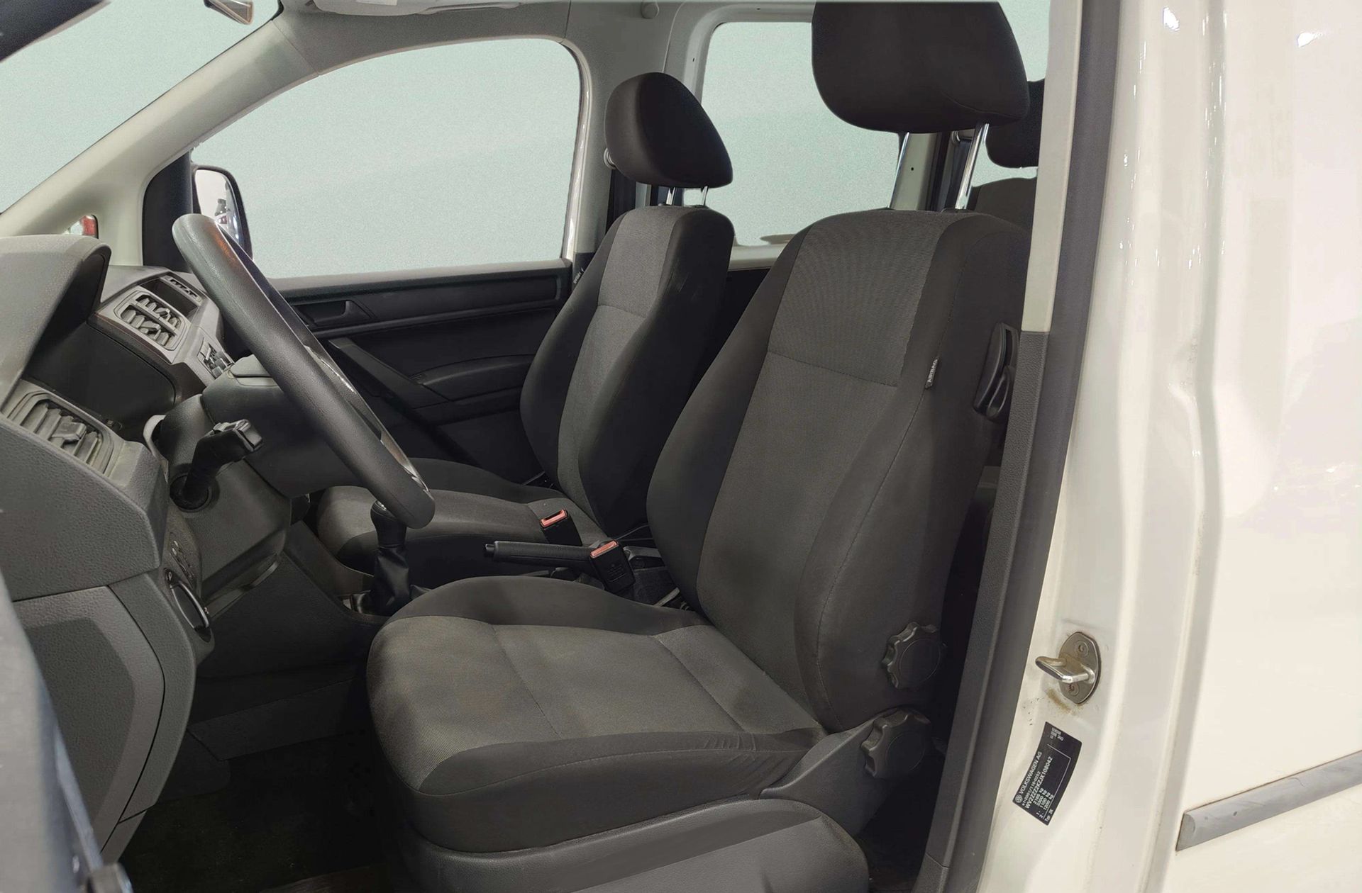 Volkswagen Caddy Kombi 1.2 TSI BMT - foto 8