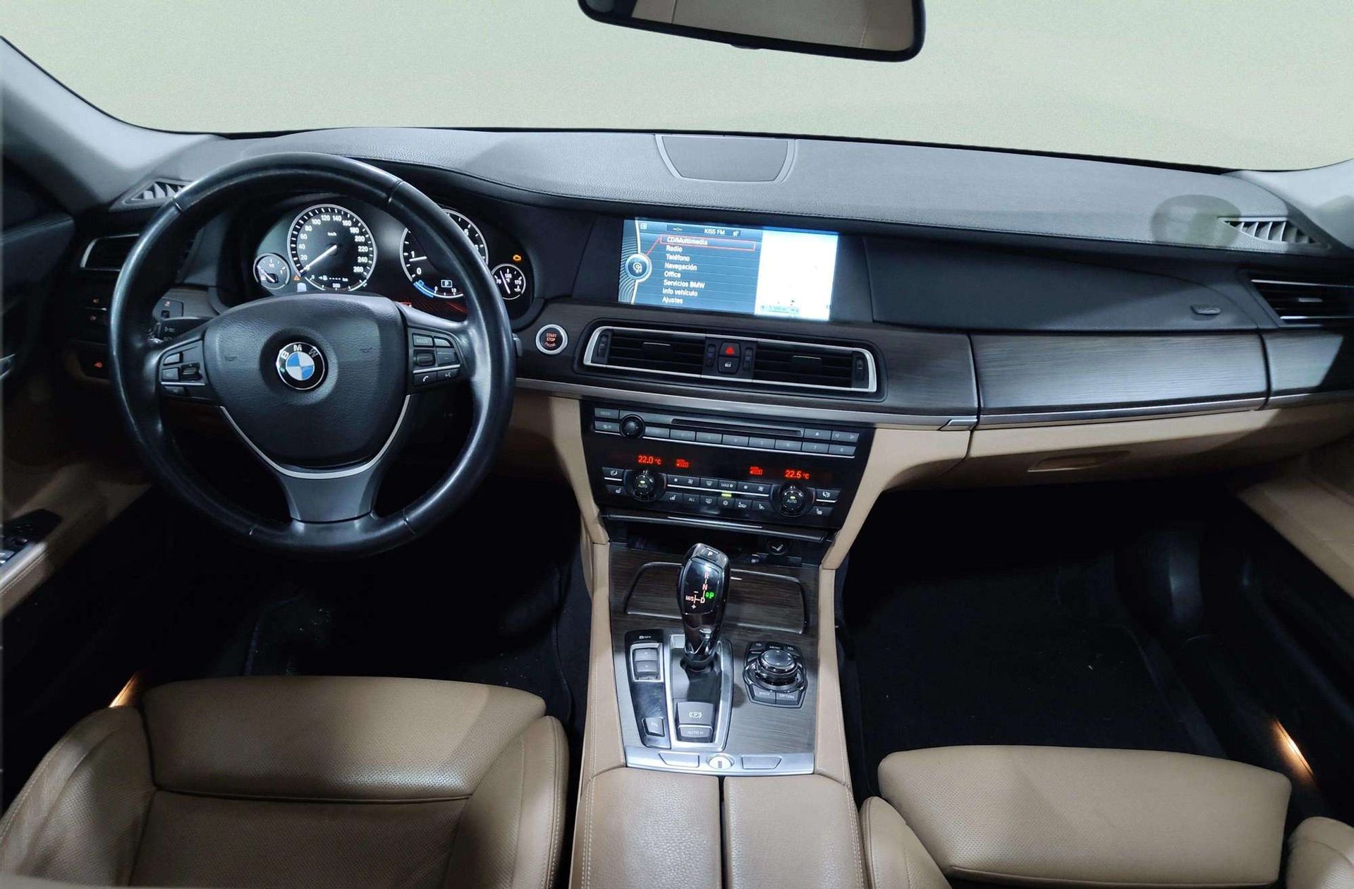 BMW Serie 7 750Li - foto 7
