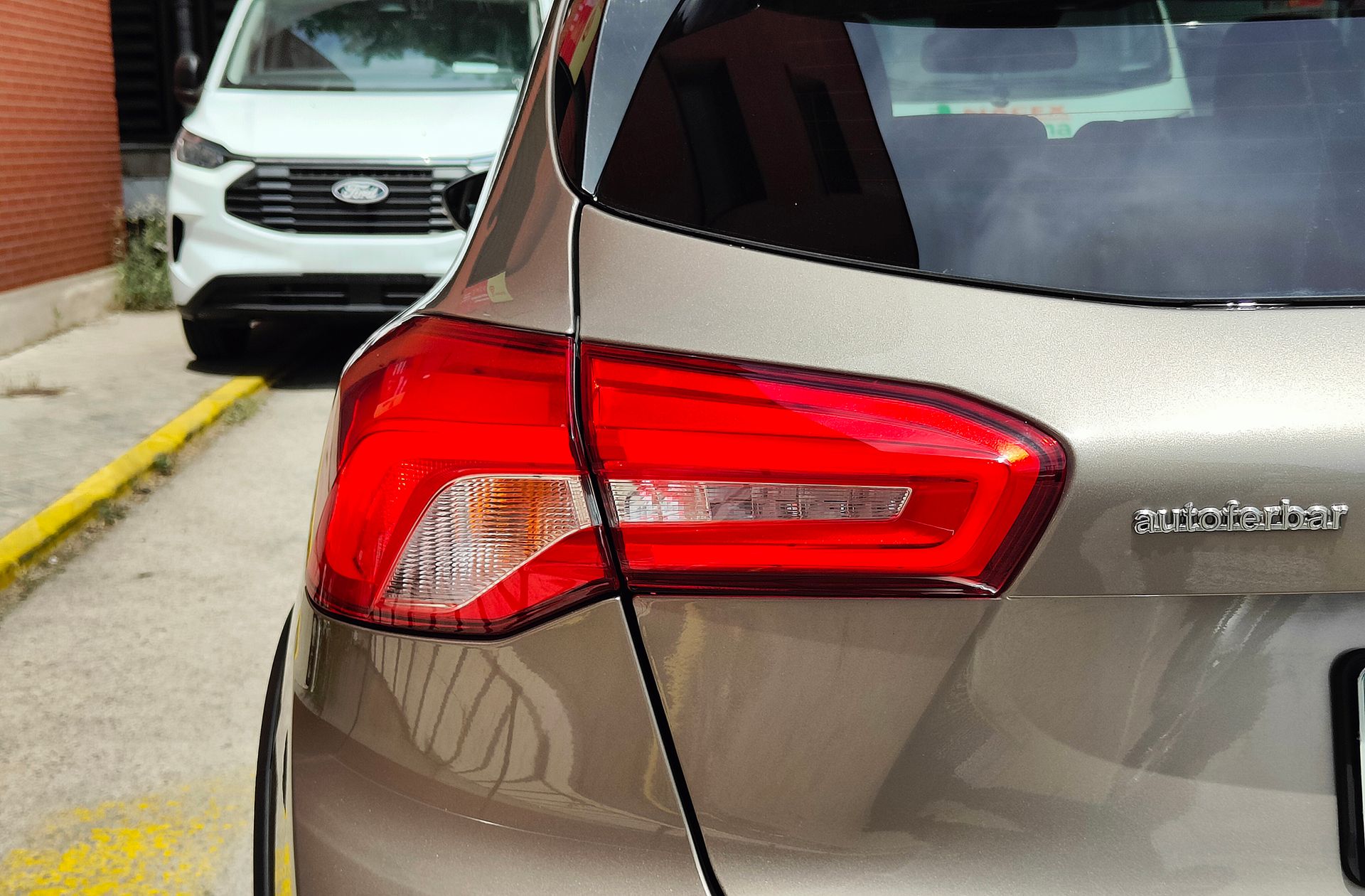 Ford Focus 1.0 EcoBoost Active - foto 16