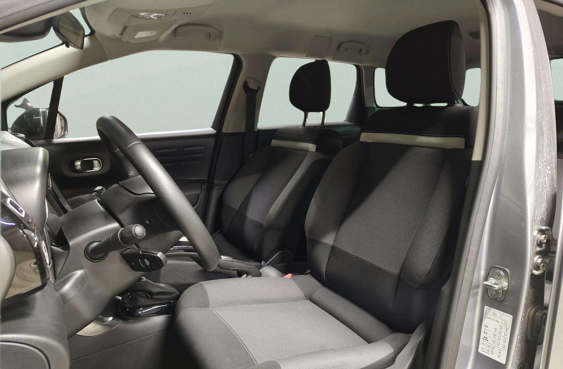 Citroën C3 Aircross PureTech 130 Max EAT6 - foto 12