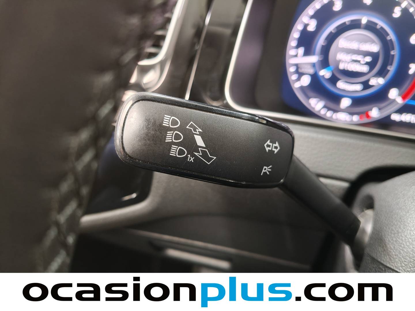 Foto Volkswagen Golf Volkswagen Golf Sport 1.4 TSI Pack R line (125 CV) DSG