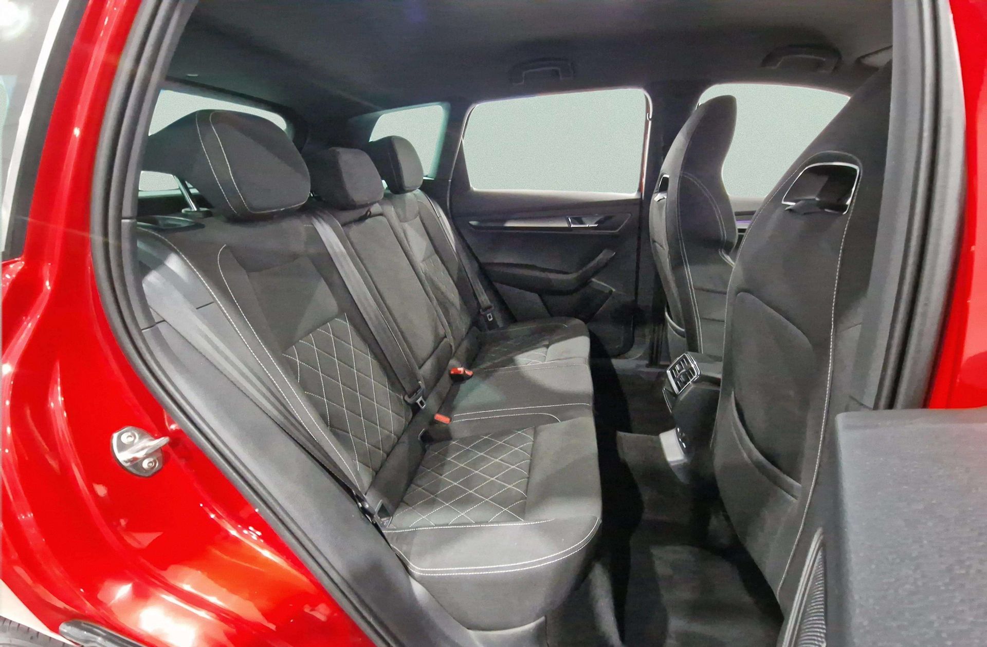 Škoda Karoq 1.5 TSI ACT Sportline DSG - foto 19