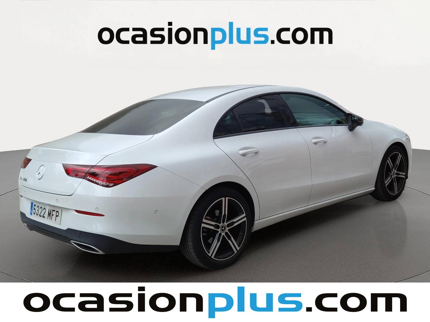 Foto trasera Mercedes CLA Mercedes CLA 180 (136 CV) derecha